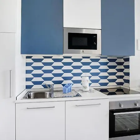 Ariston - Casino - Private Parking Glamour 2 *