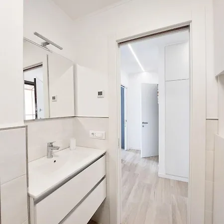 Ariston - Casino - Private Parking Glamour 2 Apartment